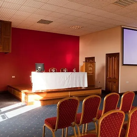 Clonea Hotel 3*